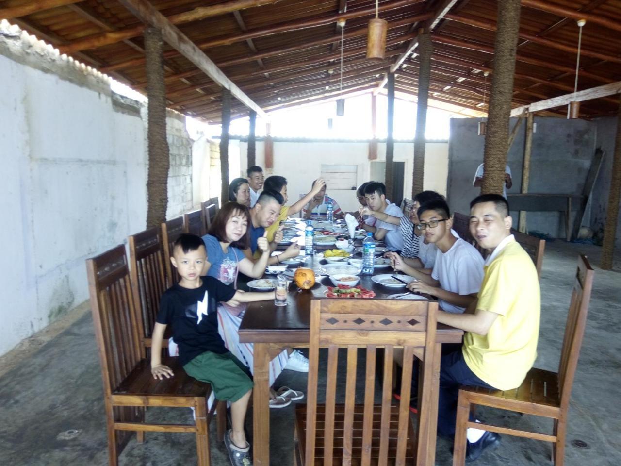 Отель The Sea House Kudapaduwa Экстерьер фото